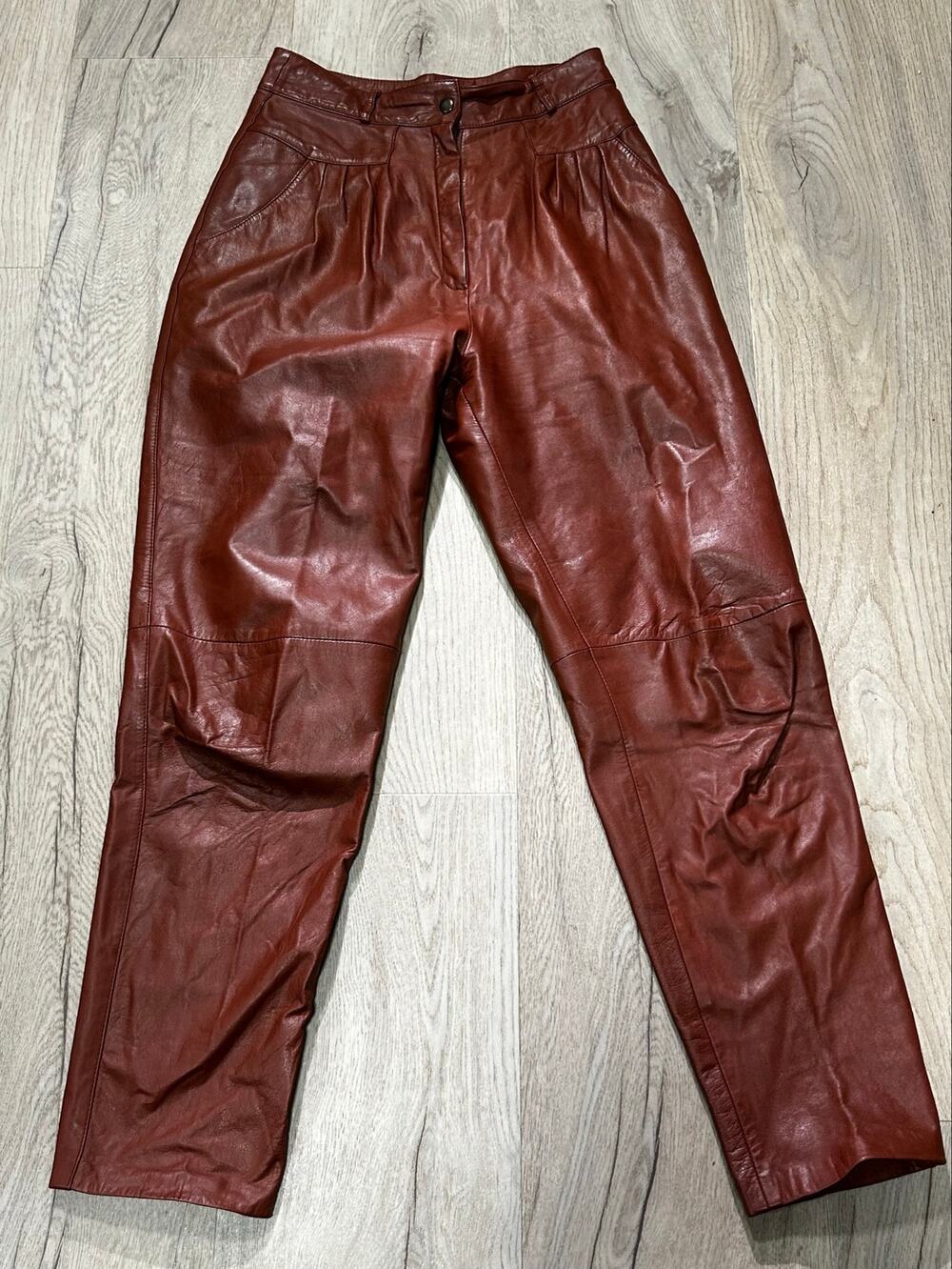 Vintage high-waisted pleated genuine leather trousers